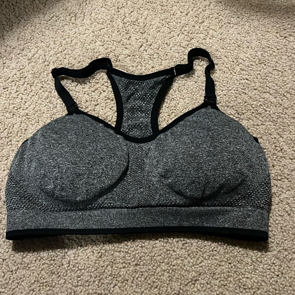 Women’s large sports bra